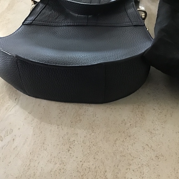 Demellier London Navy leather crossbody bag used twice looks like Chloe bag - Picture 5 of 6